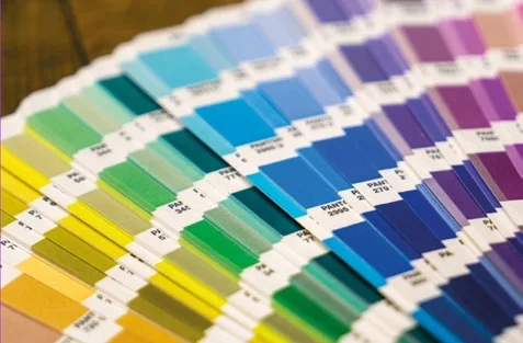 Cores da fachada definidas conforme estudo de desempenho térmico lumínico - maior conforto e menor consumo de energia nas unidades